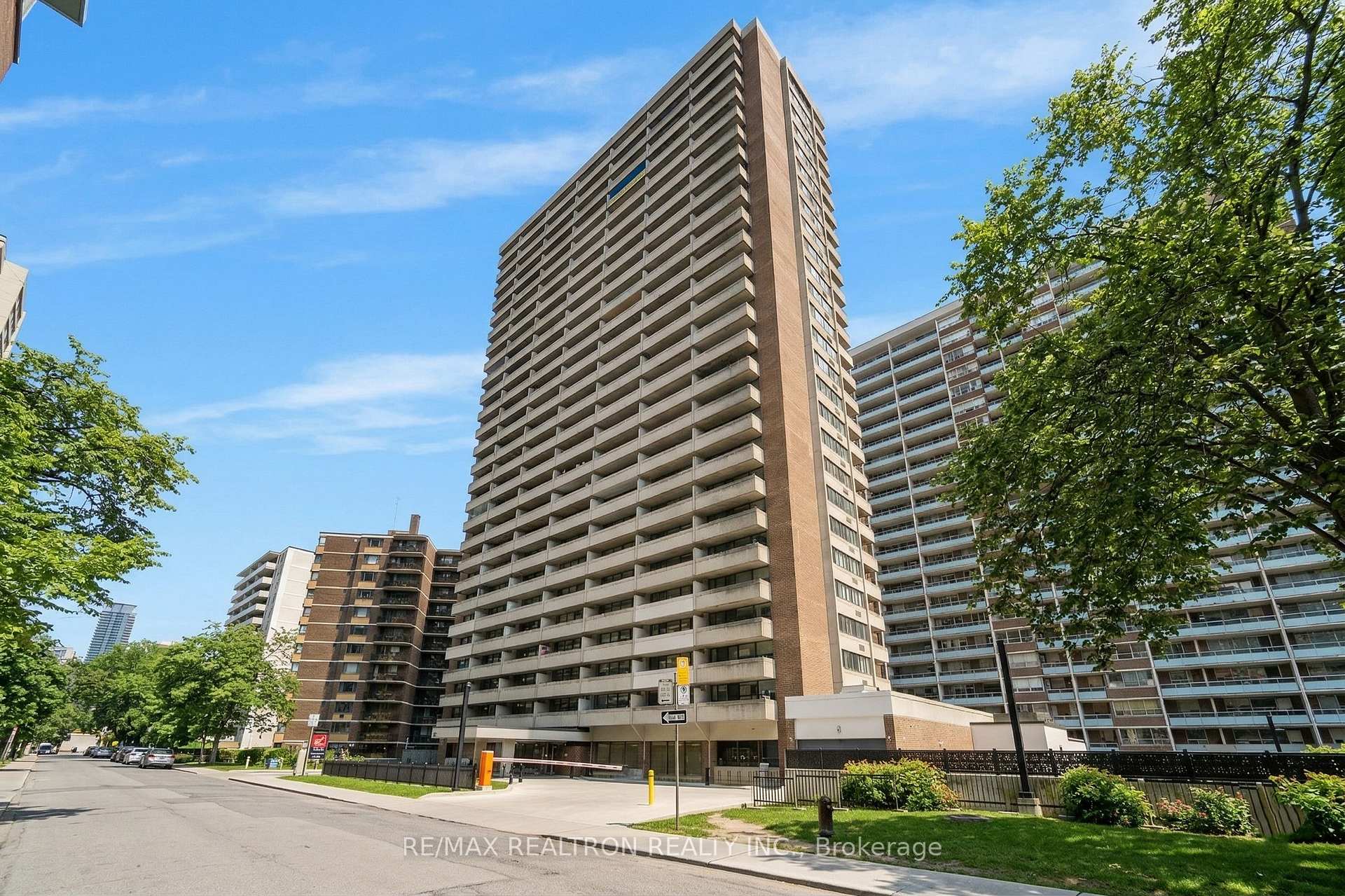 511 - 33 Isabella Street